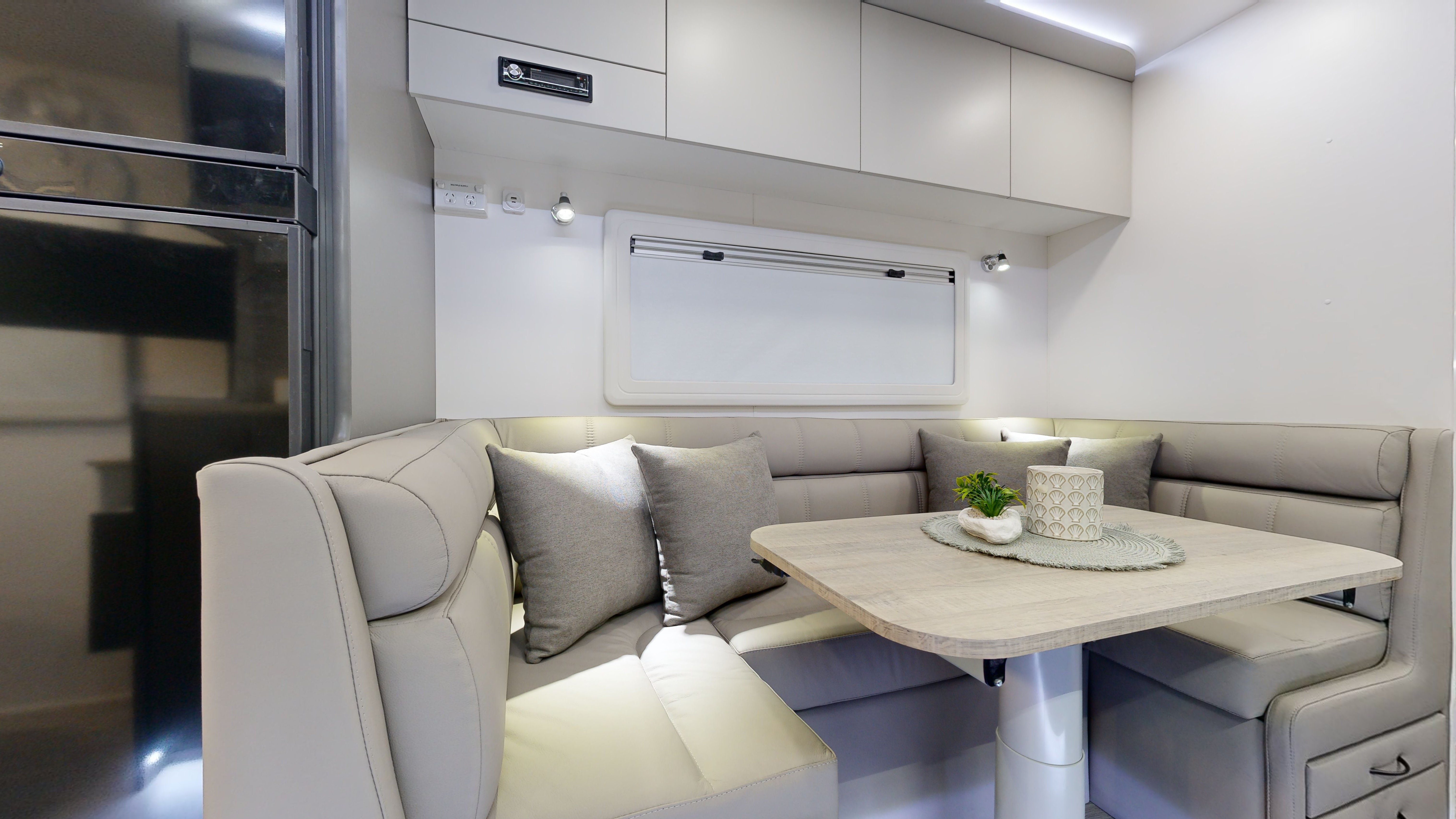 interior-0